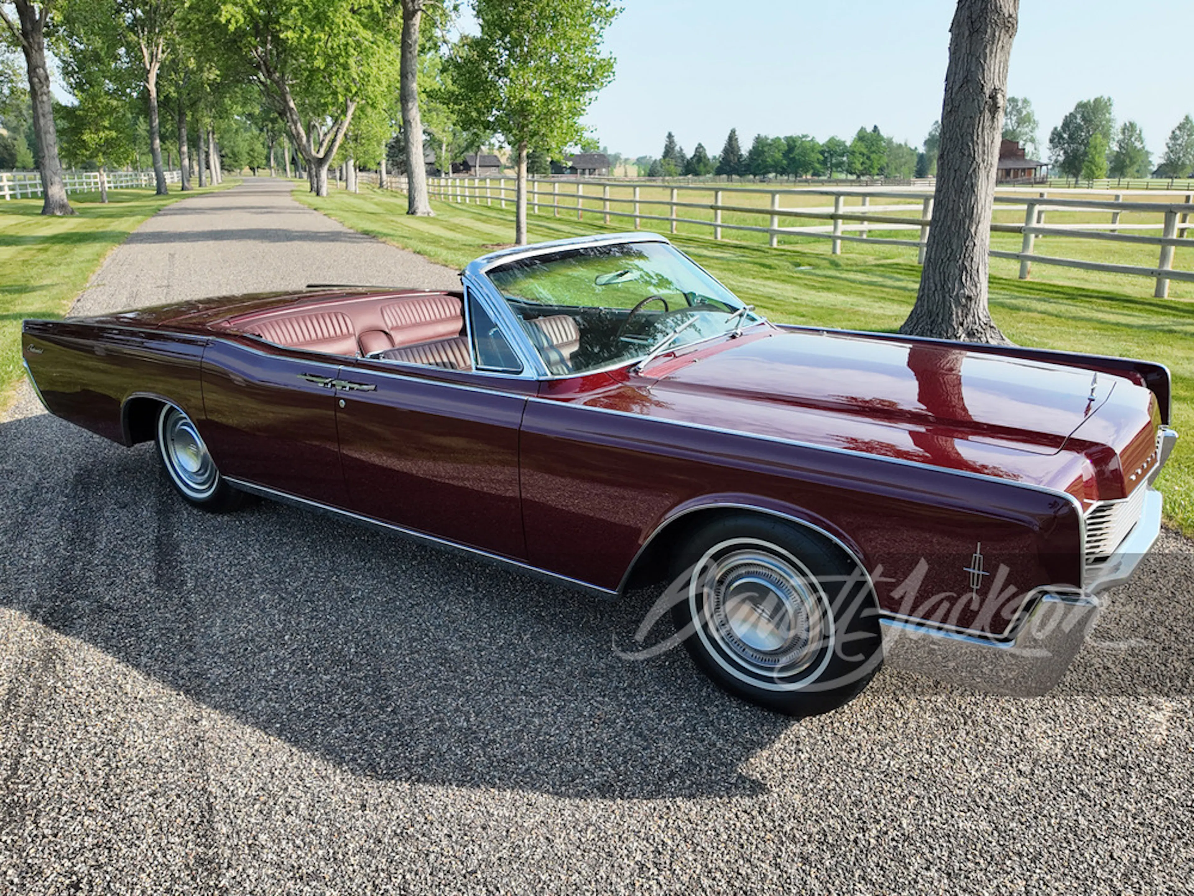 1966 Lincoln Continental VIN 6Y86G429545 | Hagerty Valuation Tools®